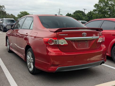 Used 2013 Toyota Corolla S w/ Premium Pkg FWD image 5