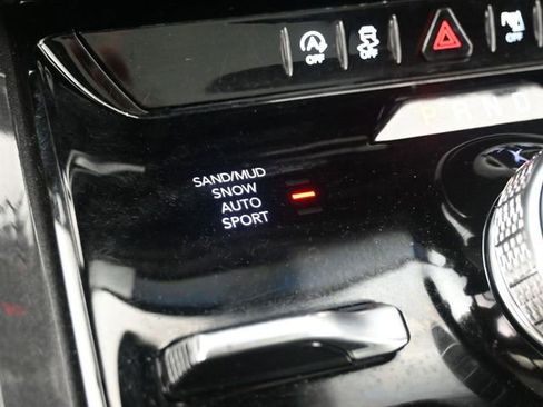 Used 2022 Jeep Wagoneer Series I w/ Premium Group I image 29