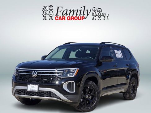New 2026 Volkswagen Atlas Peak Edition AWD/4WD image 1