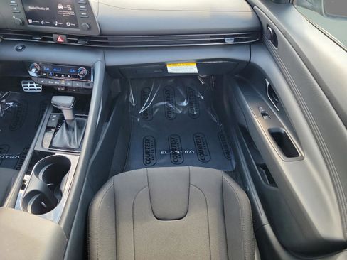 New 2026 Hyundai Elantra SEL Sport image 31