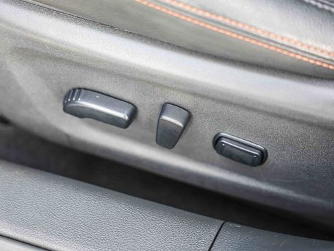 Used 2020 Nissan Altima 2.5 SR w/ Premium Package image 12