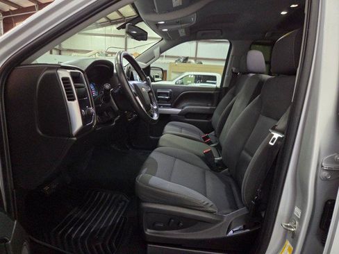 Used 2018 Chevrolet Silverado 1500 LT w/ Texas Edition RWD image 60