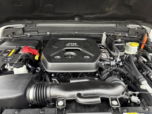 Certified 2021 Jeep Wrangler Unlimited Rubicon 4xe w/ Safety Group image 35