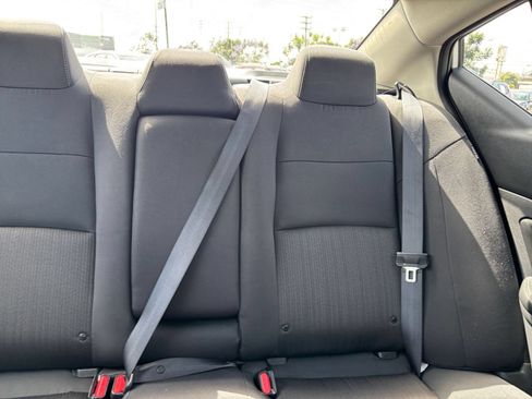 Used 2025 Nissan Altima 2.5 SV FWD image 38