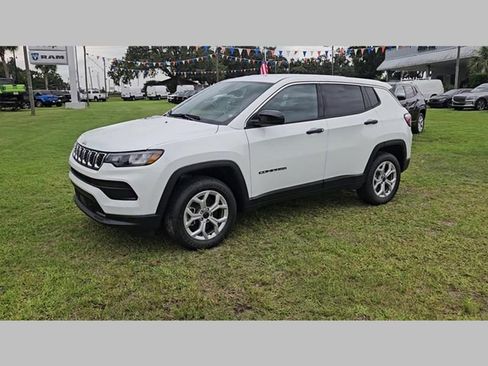 New 2025 Jeep Compass Sport image 34