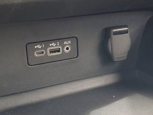 Used 2024 Nissan Altima 2.5 SV image 22