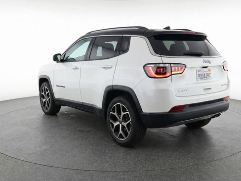 Used 2025 Jeep Compass Limited AWD/4WD image 6