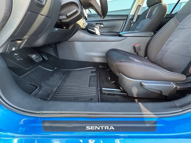 Certified 2025 Nissan Sentra SR FWD image 24