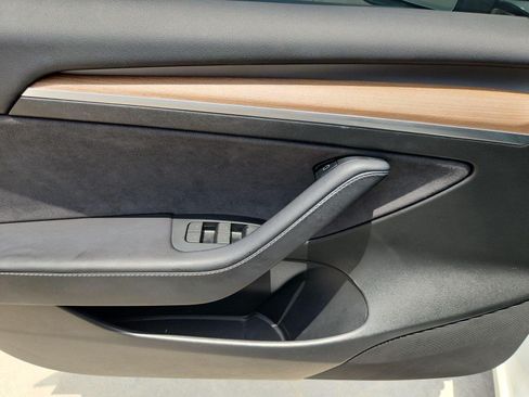 Used 2023 Tesla Model 3 Standard Range RWD image 22