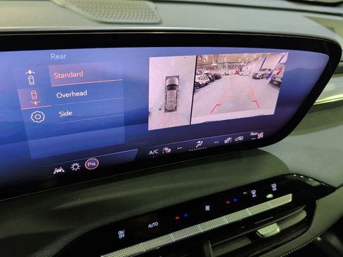 Certified 2025 Buick Enclave Preferred image 21