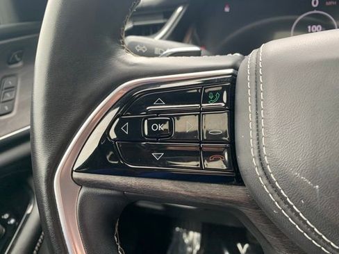 Used 2021 Jeep Grand Cherokee L Overland w/ Luxury Tech Group IV image 29