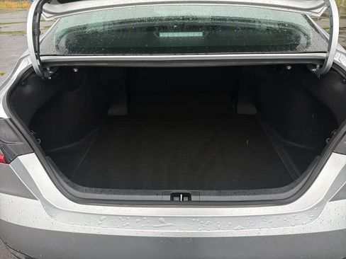 Used 2025 Toyota Camry LE FWD image 10