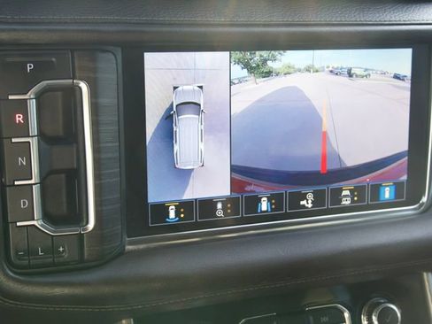 Used 2021 GMC Yukon Denali w/ LPO, Illumination Package AWD/4WD image 26