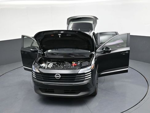 Certified 2025 Nissan Kicks SV image 39