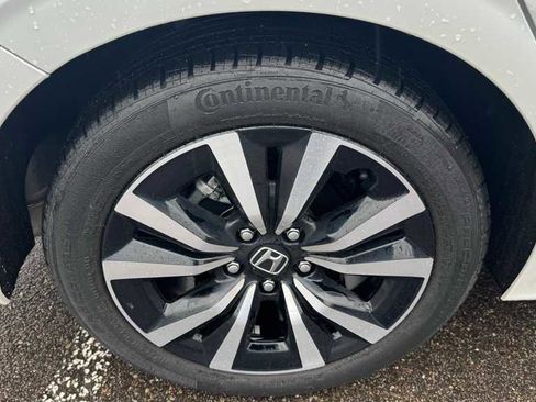 Used 2023 Honda Civic EX-L image 11