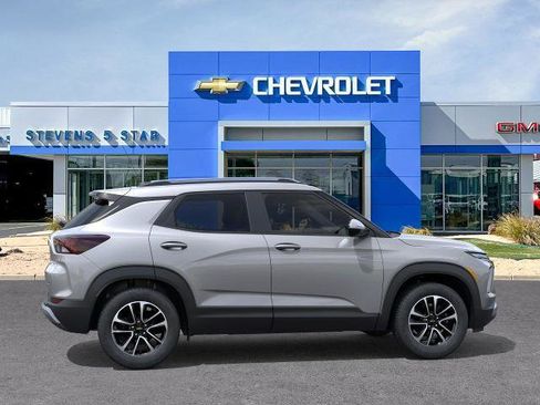 New 2026 Chevrolet TrailBlazer LT FWD image 29