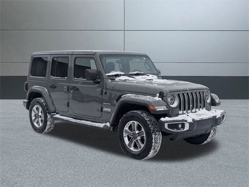 Used 2020 Jeep Wrangler Unlimited Sahara image 8
