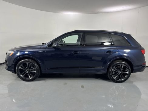 Used 2025 Audi Q7 3.0T Premium Plus w/ Premium Plus Package AWD/4WD image 30