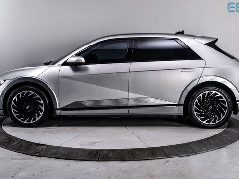 Used 2023 Hyundai Ioniq 5 Limited w/ Cargo Package image 3