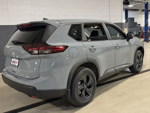 New 2026 Nissan Rogue SV FWD image 17