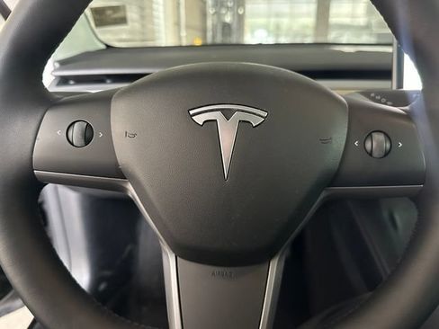 Used 2022 Tesla Model 3 Long Range AWD/4WD image 14