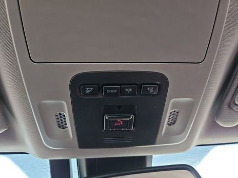 Used 2022 Toyota Camry XSE w/ Navigation Upgrade Package FWD image 28
