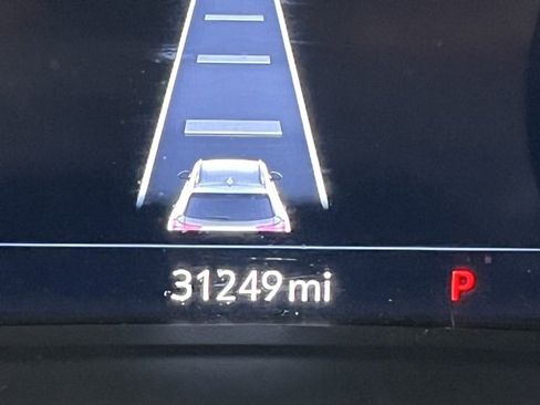 Used 2022 Buick Envision Avenir w/ Technology Package II image 34