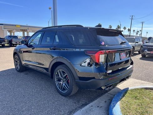 New 2026 Ford Explorer ST w/ Sun And Sound Package image 5