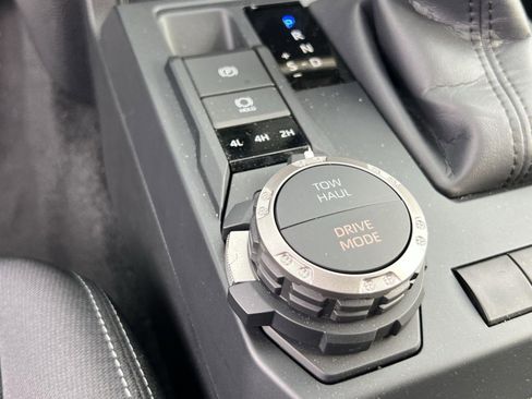 New 2024 Toyota Tacoma TRD Sport image 23