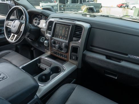 Used 2016 RAM 1500 Laramie w/ Convenience Group AWD/4WD image 16