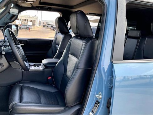 Used 2025 Toyota Land Cruiser image 7