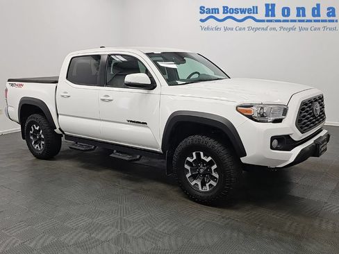 Used 2023 Toyota Tacoma TRD Off-Road AWD/4WD image 1