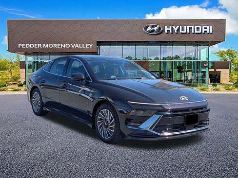 New 2025 Hyundai Sonata Limited image 8