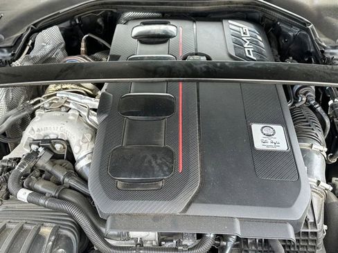 Used 2024 Mercedes-Benz C 63 AMG S image 8