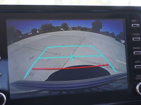 Used 2020 Toyota Corolla LE w/ Carpet Mat Package (TMS) FWD image 29