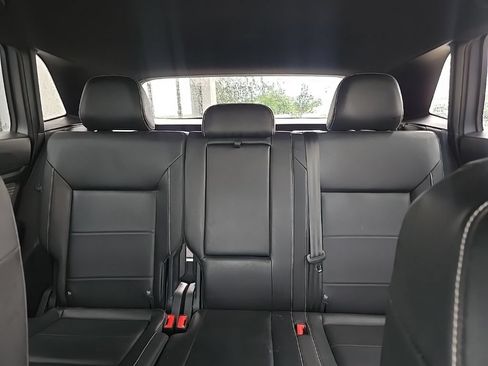 Used 2022 Volkswagen Atlas Cross Sport SE AWD/4WD image 40