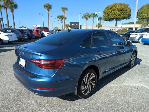 Used 2020 Volkswagen Jetta SEL image 6