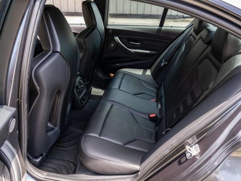 Used 2018 BMW M3 RWD image 33