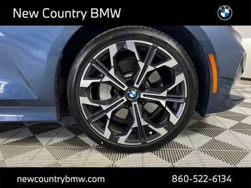 Certified 2025 BMW 330i xDrive Sedan w/ Premium Package image 9