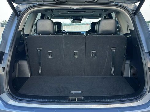 Used 2025 Kia Telluride S FWD image 39