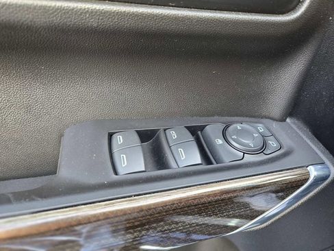 Used 2022 Chevrolet Silverado 1500 LT image 37