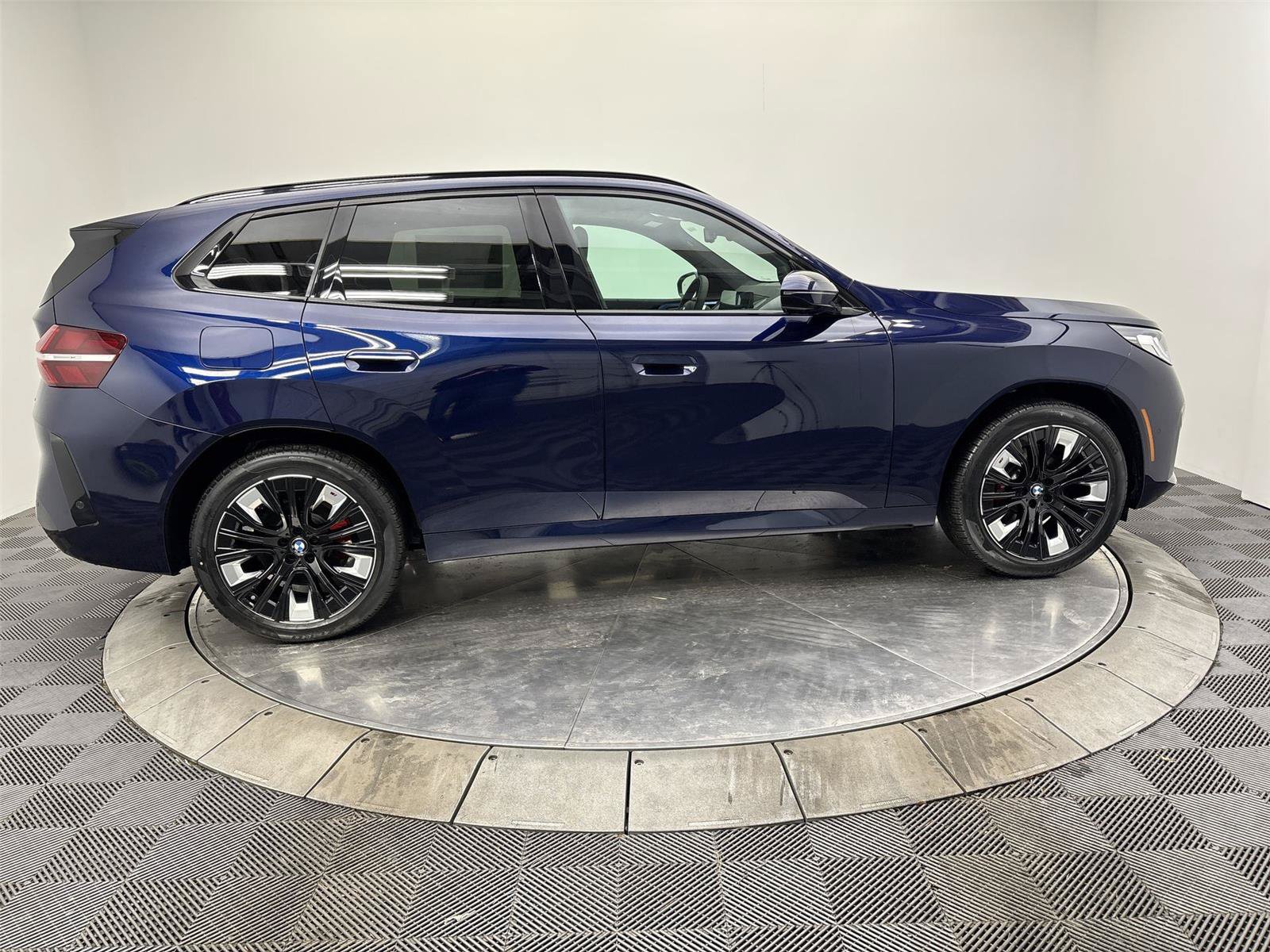 Used 2026 BMW X3 xDrive30i w/ M Sport Package AWD/4WD image 17