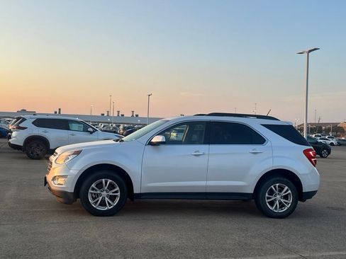 Used 2017 Chevrolet Equinox LT FWD image 14