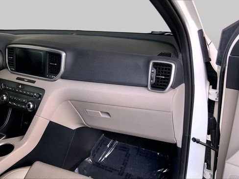Used 2020 Kia Sportage S FWD image 15