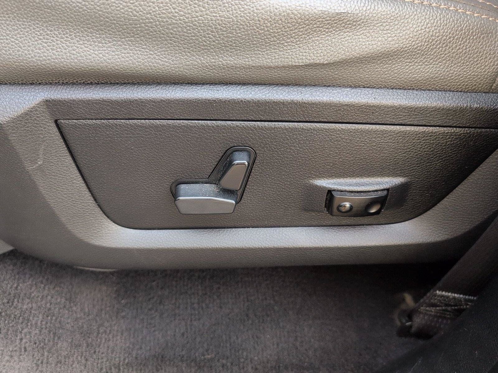 Used 2016 RAM 1500 Big Horn RWD image 16