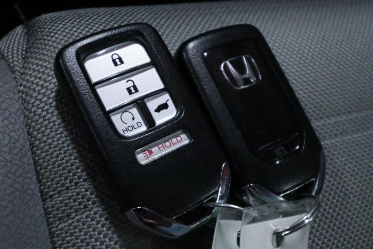 Used 2017 Honda CR-V EX image 13