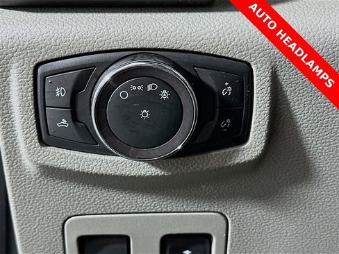 Used 2018 Ford F150 XLT w/ Equipment Group 302A Luxury image 11