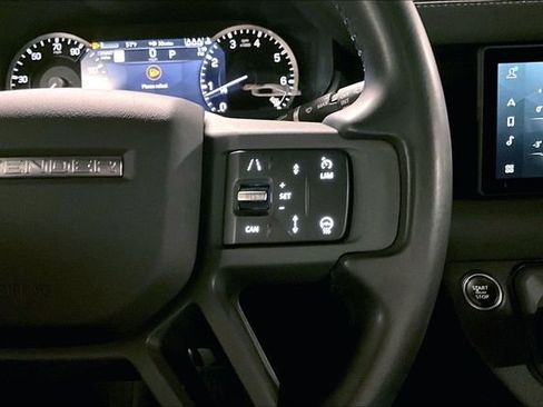 Certified 2023 Land Rover Defender 110 X-Dynamic SE image 21