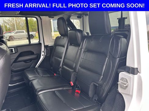Used 2020 Jeep Wrangler Unlimited Sahara AWD/4WD image 20