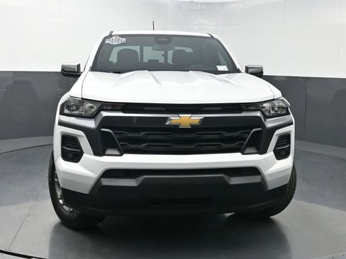 Used 2024 Chevrolet Colorado LT w/ LT Convenience Package image 38